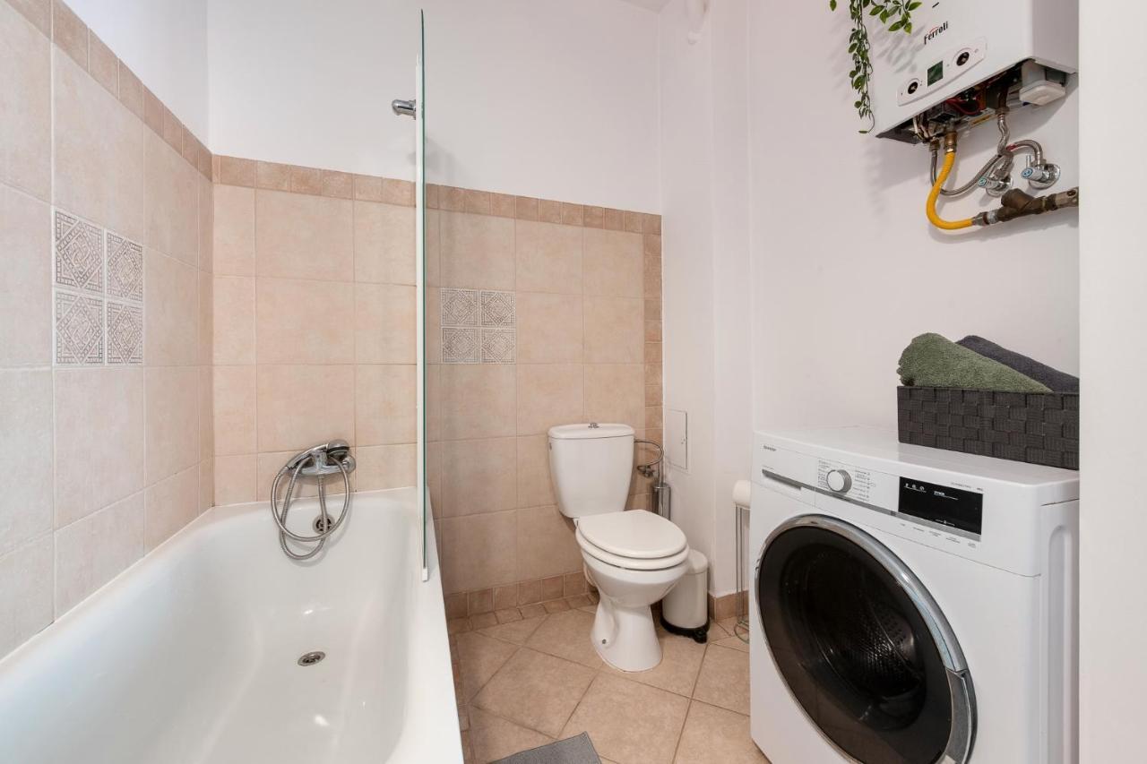 Piano Apartment W Sercu Starego Miasta Gdaňsk Exteriér fotografie